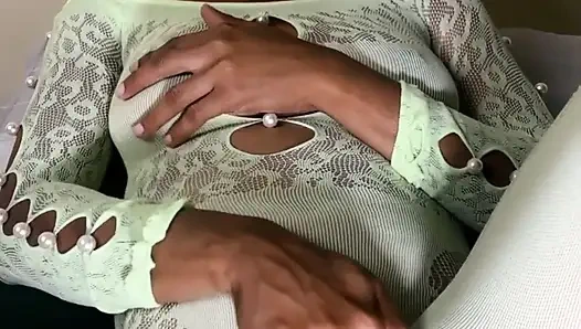 Bu amcık çok vitamin D istiyor