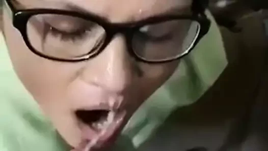 gözlük üzerinde Cum