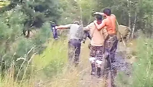 Üçlü eşcinsel sikme üzerinde the railroad