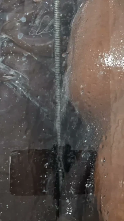 Erkek arkadaşınla banyo yapmak aşkınızı güçlendirir. | Clip 1