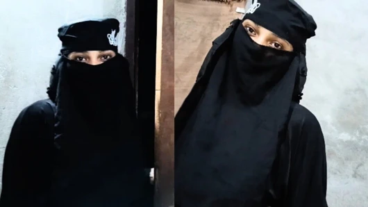 Müslüman üvey anne ağzına vurduktan sonra arazim se apni chut ki thirst bhujwai