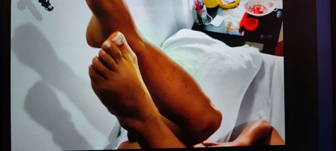 Ayaklarımı adamandeve ve lupo ile sevmek