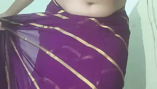 Wildindianbebo tam çıplak dans tam tatminin tadını çıkarıyor