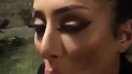 Hint kız emme çük içinde california sokak