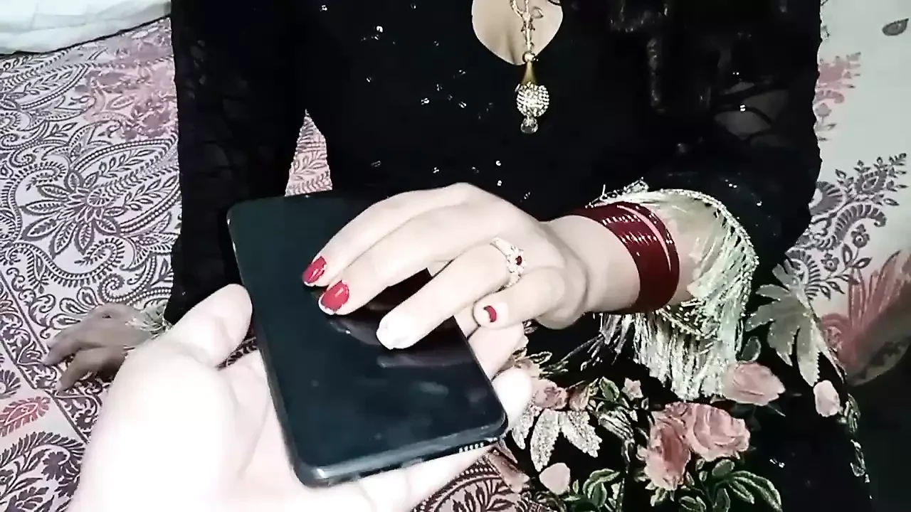 Bhai ne Apne bhaan ki Gand mar di jab Ghar koi nhi tha