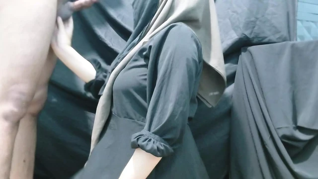 Mrs. Tina is a private tutor who is very passionate about her own students' parents