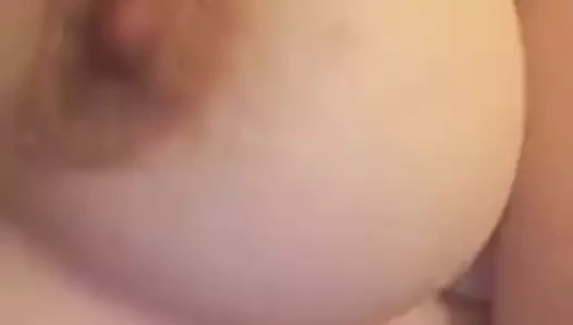 mon mamellon est toute dure