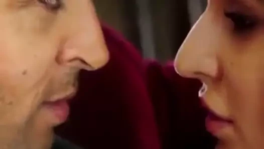 Kartina kaif öpüşme