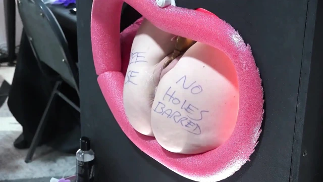 Orgazmlar ve duvar delikleri