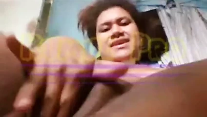 Dik jessa b masturbates ve squirts