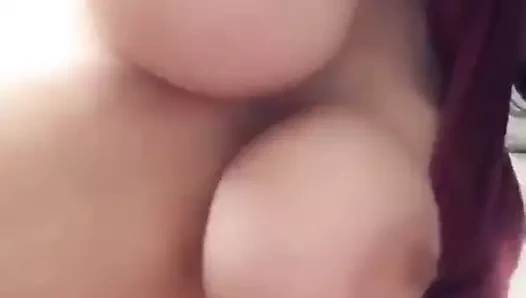 Desi yenge zevk gösteri boob 2021