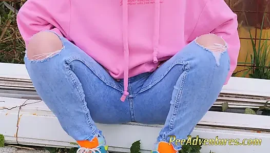 Hipster teen pee in her jeans - Smoking with her bladder full
