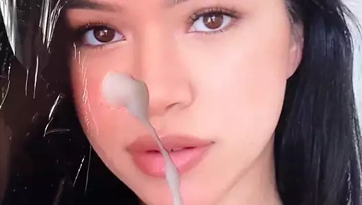 Julia kelly boşalmak haraç (missjuliakelly)