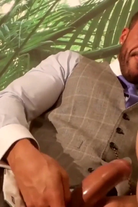 Menatplay - işadamı Denis Vega sporcu Andy Star'ı anal sikiyor