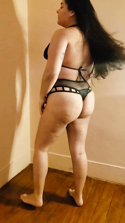 Thais mello şehvetli