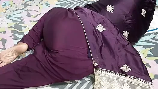 Hintli koca ve güzel evli kadın