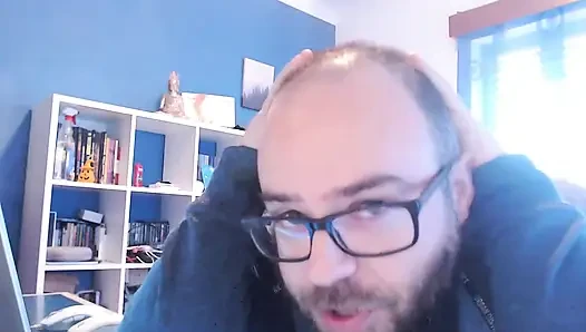 Ravingr Video