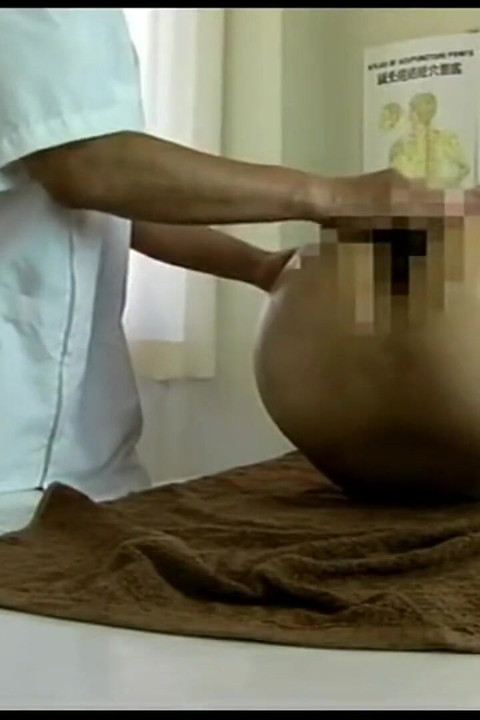 Dim studio'da, dokunma tehlikeli derecede hassas bir şeye dönüşüyor. -2