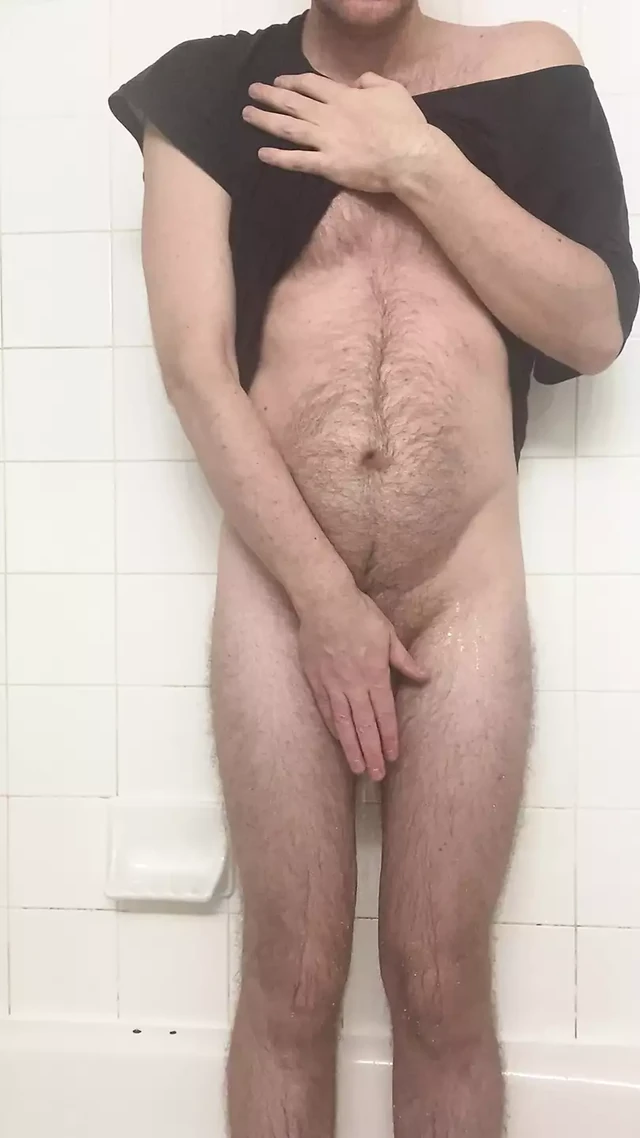 Сисси писает