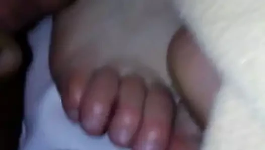 kız arkadaşımın ayağına yük atmak