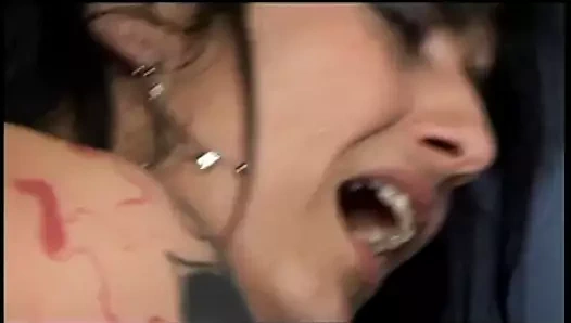 Tats ve deri etek ile kötü kız onu kedi rammed alır