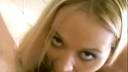 Tatlı oral seks içinde sıcak amatör oral seks porno