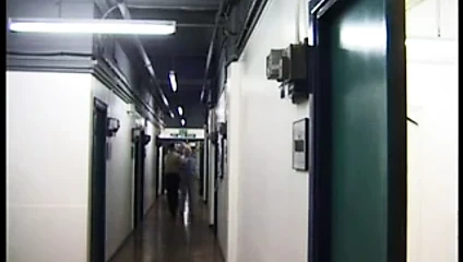 Birleşik Krallık suçlular stripsearched