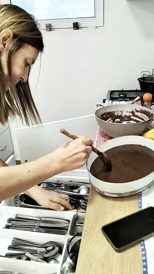 SPERM CAKE - MILF, POV, LATINA