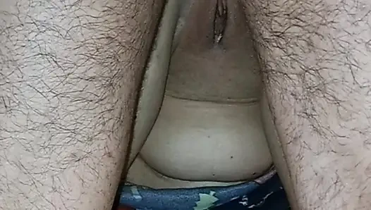 Poposunu seviyorum ve o da keyifle boşalıyor