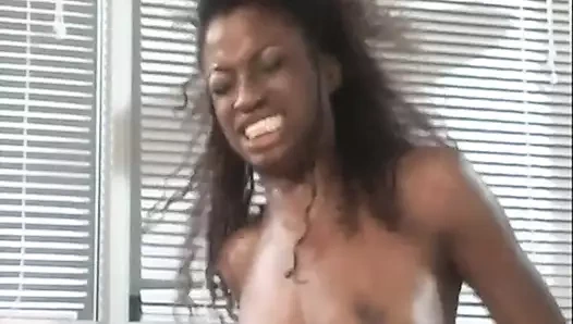 Sıska abanoz sikme genç çarptım tarafından beyaz züppe