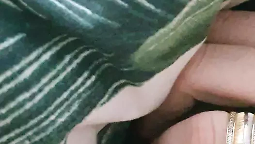 Seni gördüğümden beri tek istediğim şey seni rehin yapmak