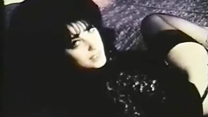 Kara dul seni izliyor!