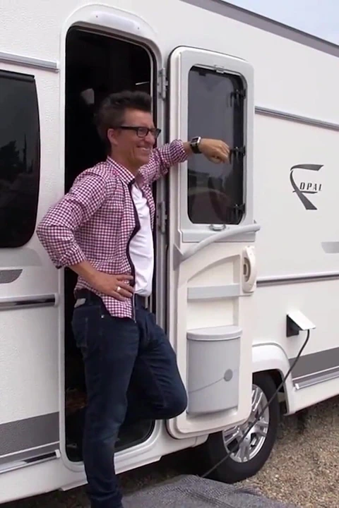 Sirk Palyaço Iri Güzel Kadın Çifte Penetrasyon Vahşi Yolculuk