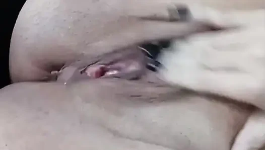 Uyandım ve hemen mastürbasyon yapıyor gibi hissettim