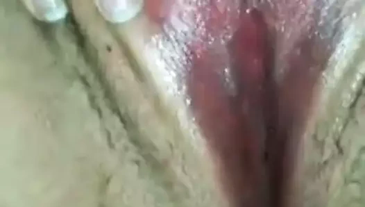 İlk oyuncak içinde sıkı kedi