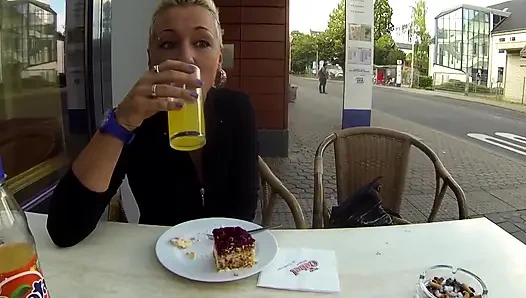 Sürtük Baştan Çıkarma DP Araba Sikişi Ve açık Havada Sikiş