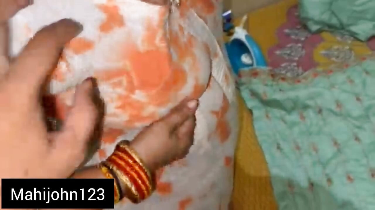 Çok seksi frind karım büyük götlü büyük göğüsler jussy amcık 31 çekiyor