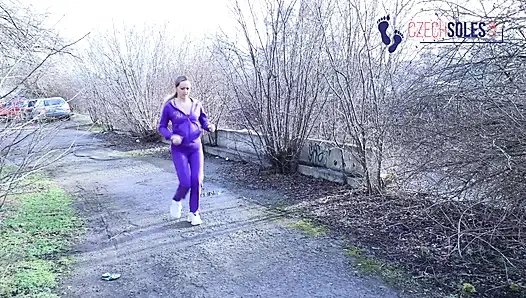 Senin için kokmuş terli koşu ayakları