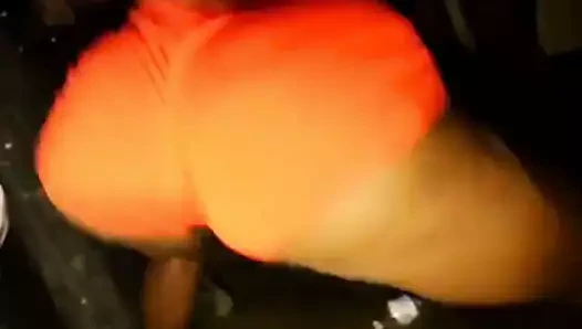 O çapa sandığı gibi titriyor