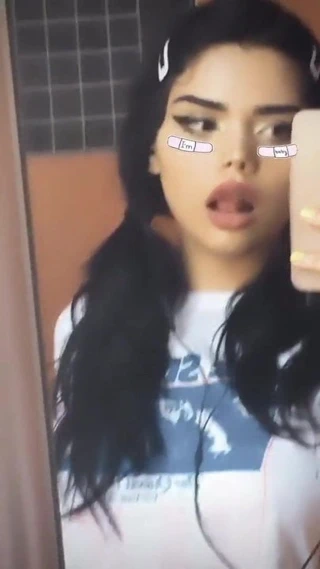 gostosa coxuda