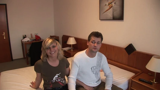 Doğu Almanya'dan birkaç bir döküm sikme yapıyor