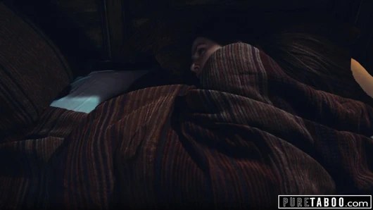 Saf tabu üvey anne üvey amca ile genç yakalandı ve katıldı