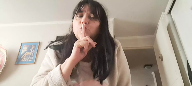 Üvey oğlum göğüslerimin bir sürü dörtnalayla bana sert seks yaptı