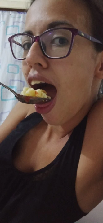 Yemek yemek gerçekten seksi bir şey mi?