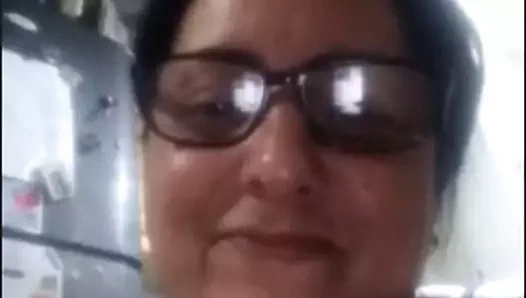 arabe mature gros seins cams