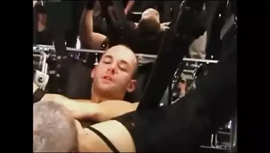 Eşcinsel götlü felch boşalması