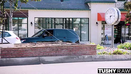 Tushyraw anny aurora craves bir zonklama horoz içinde ona göt