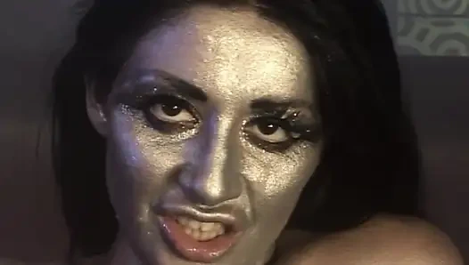 Marslı Onu Kıçına Alıyor Ve Insanla Eğleniyor