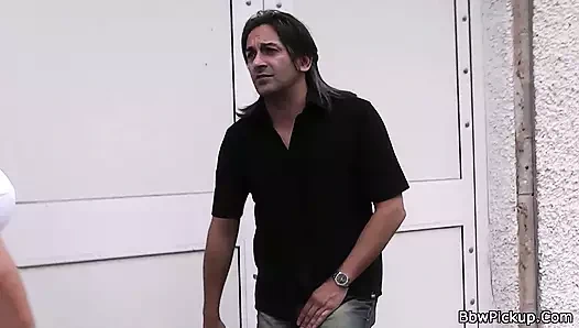 Sarışın şişman yabancı tarafından domaltılıyor