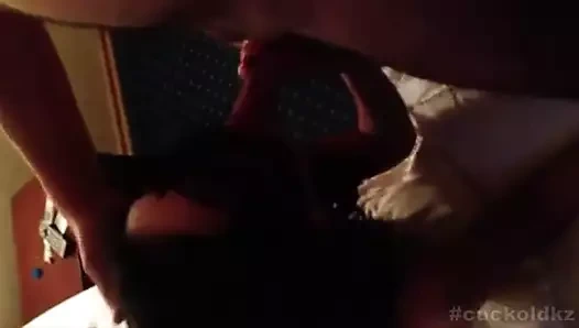 kazak aldatmak izlerken karısı var eğlence ile rastgele yabancı